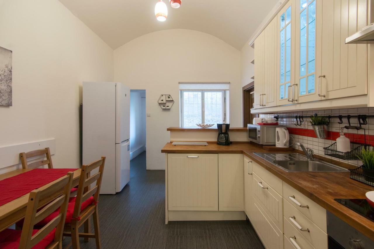 Spacious Apartment Near Wenceslas Square Prague Extérieur photo